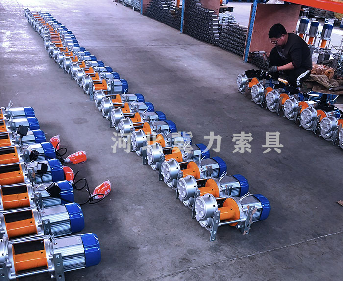 小型電動(dòng)提升機安裝