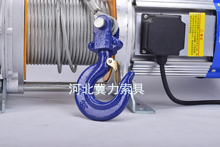 小型電動(dòng)提升機
