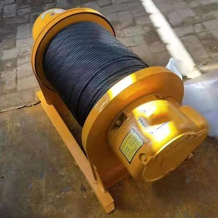 小型卷?yè)P機多久保養一次