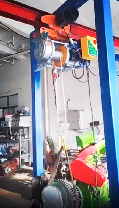 連體提升機組合跑車(chē)吊裝電機